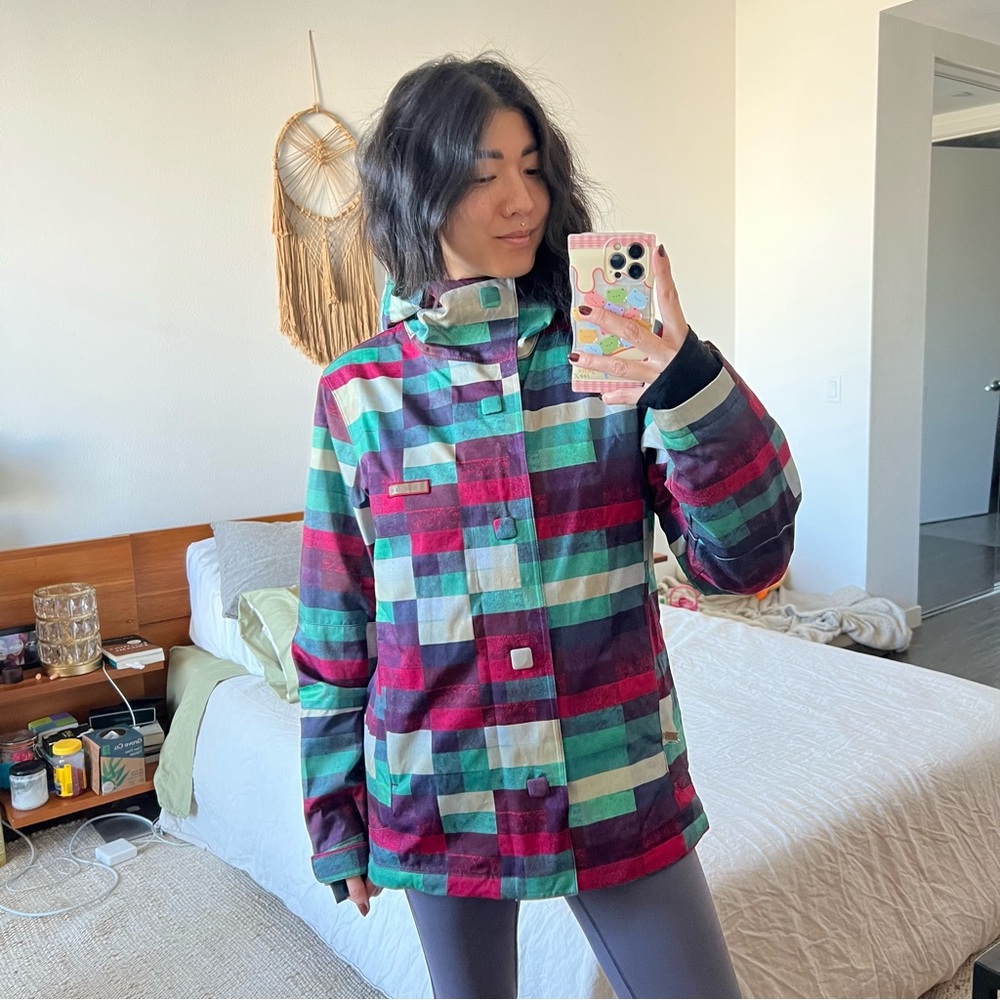 DC Data 13 ski/snowboard jacket in pink plaid - M